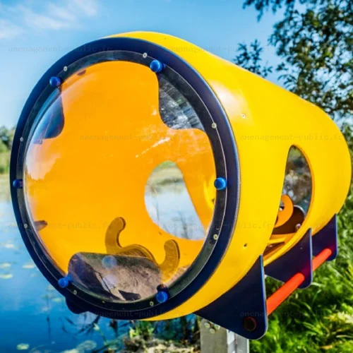 Sous-marin d'exploration pour aires de jeux extérieurs